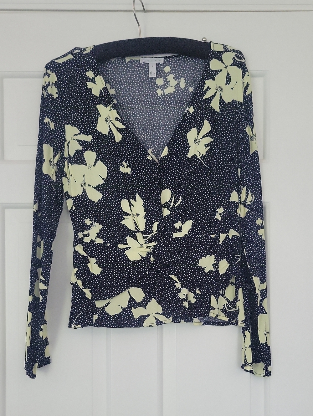 Floral Faux Tie Top NWOT Small
